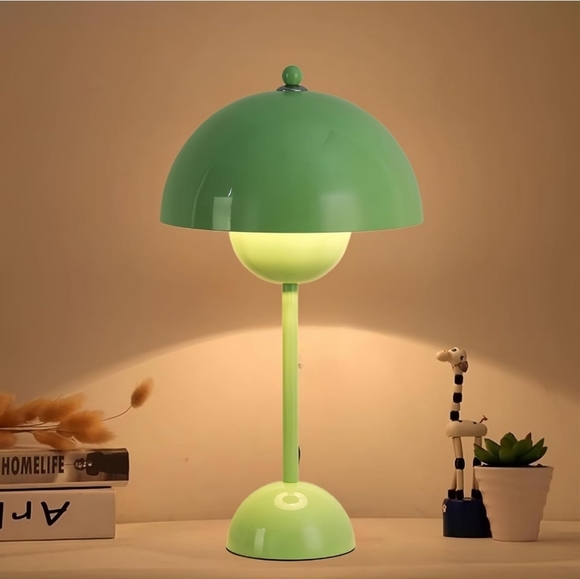 Styish Green Modern Table Lamp - Picture 8 of 8